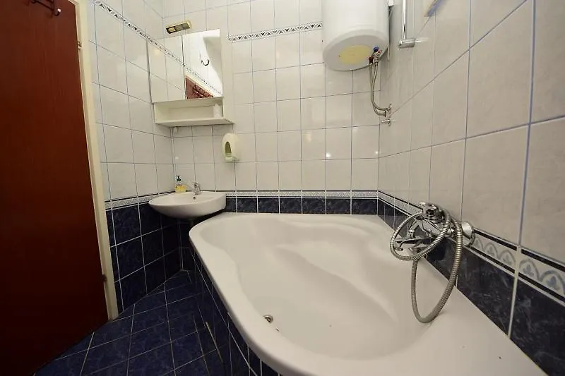 Zora Apartment Seget Vranjica Croatia