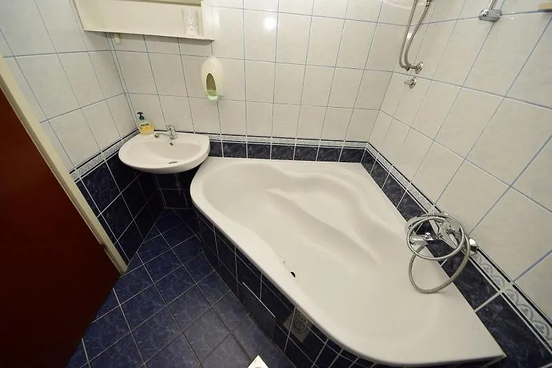 Zora Apartment Seget Vranjica