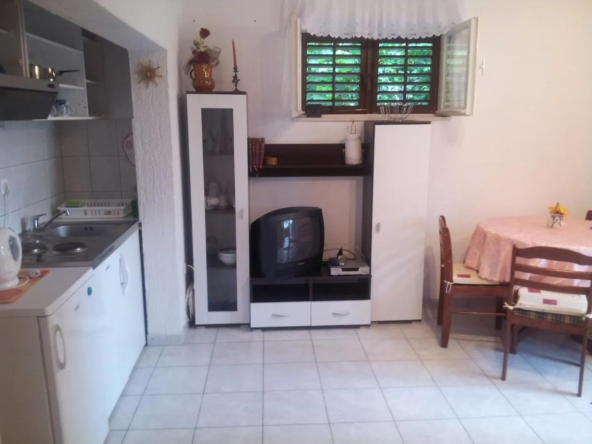 Zora Apartment Seget Vranjica